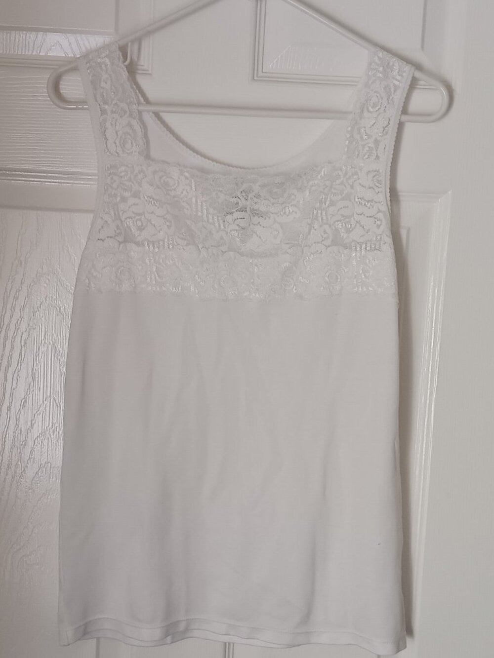 White Lace Cleavage Cover Tank Top